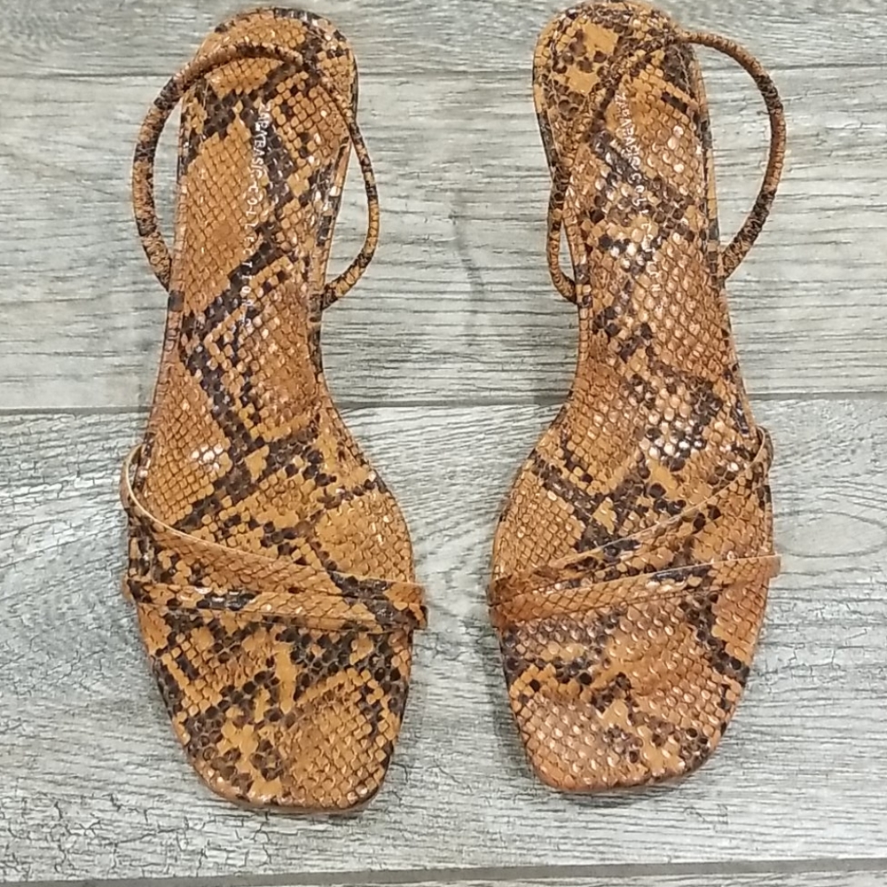 Zara basic strappy sandal snake 39